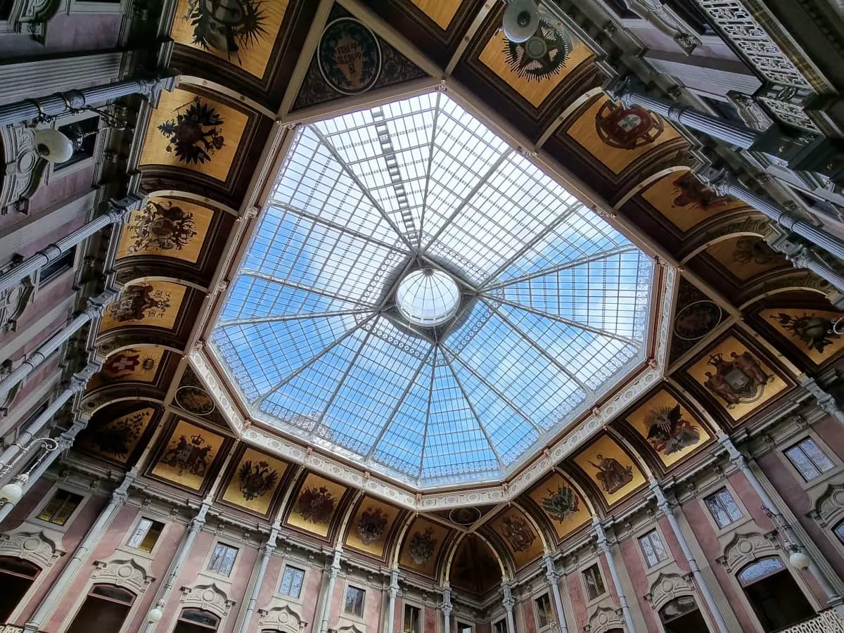 Coupole du Palais de la Bourse à Porto